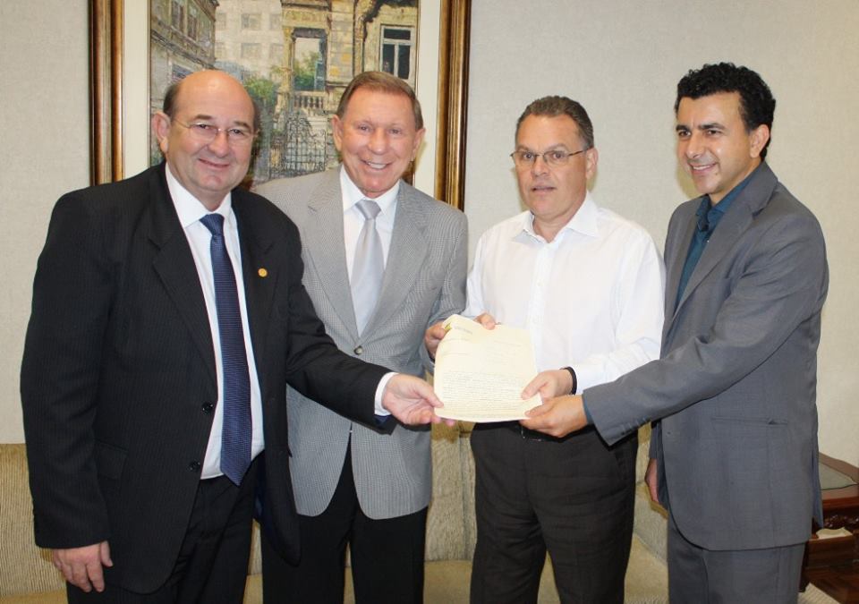 PREFEITO CASALI BUSCA RECURSOS PARA A 3ª EXPOTERNEIRA